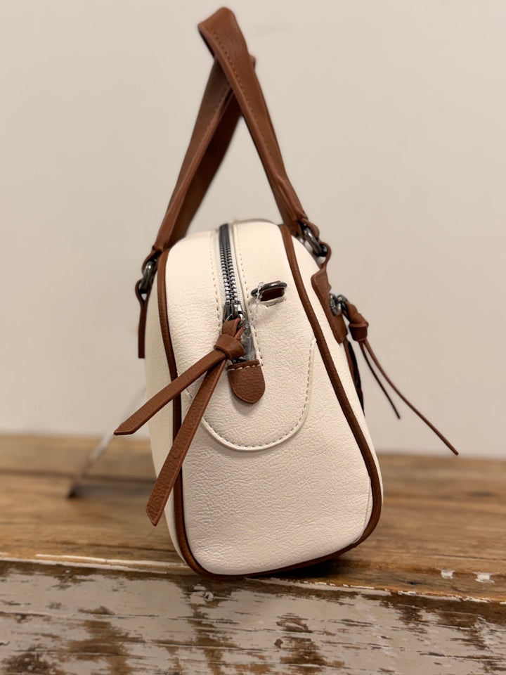 WRANGLER WHIPSTITCH CROSSBODY BAG