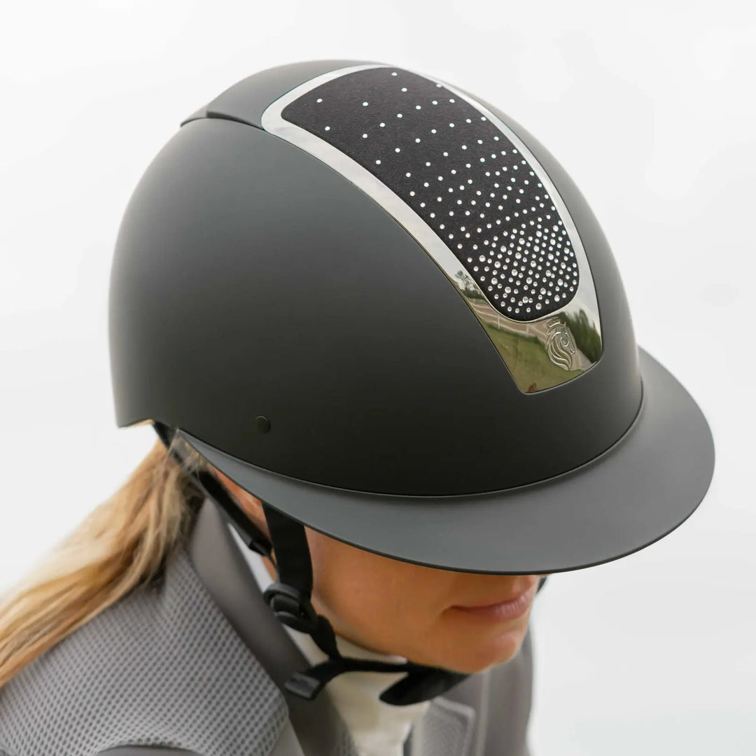 EQUINAVIA CROWN MIPS HELMET